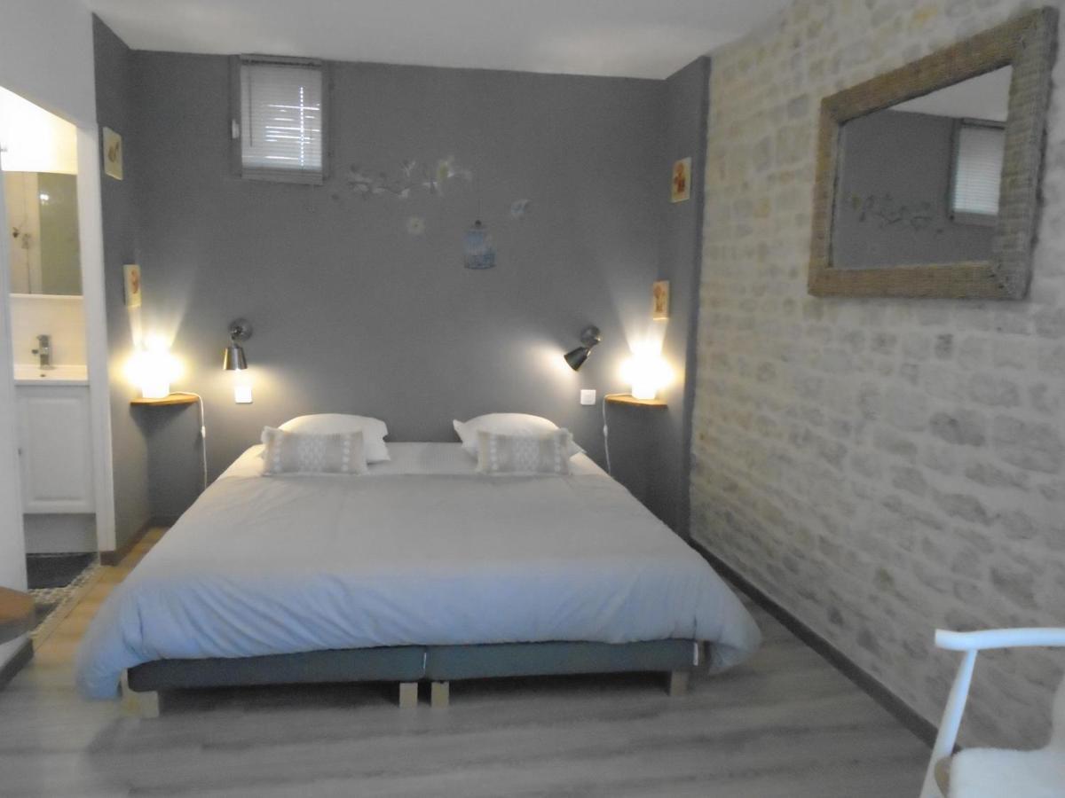 La Colombe Vila Formigny Exterior foto