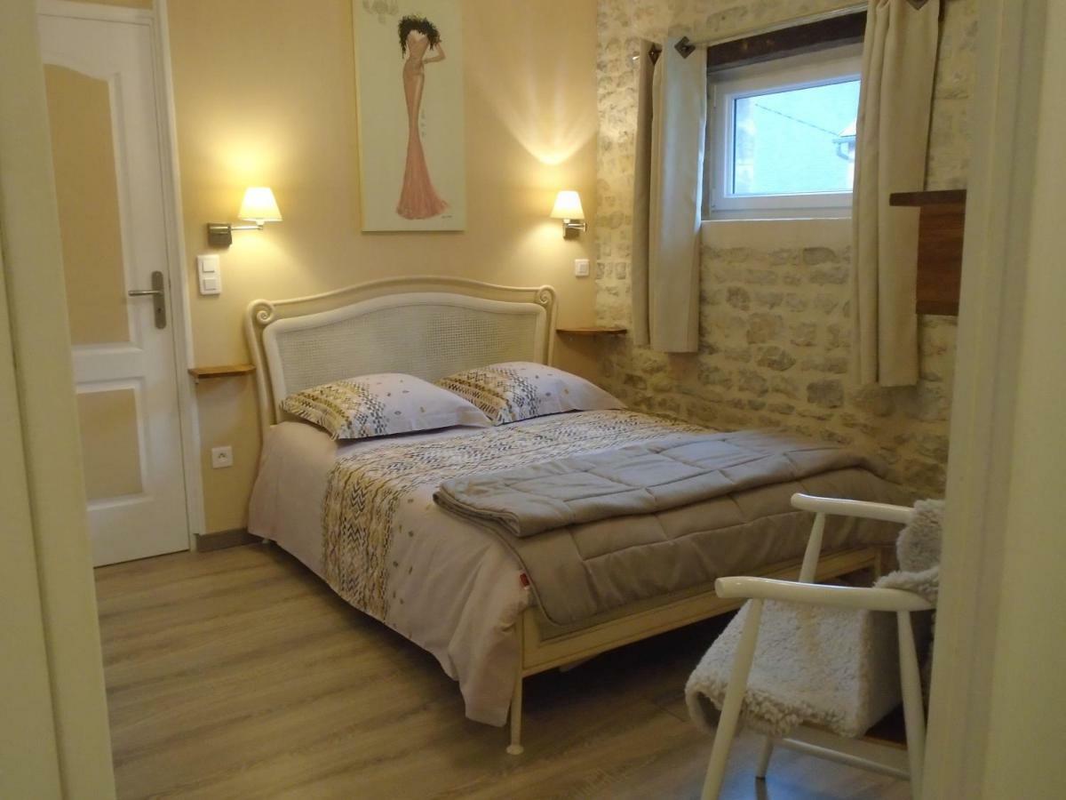 La Colombe Vila Formigny Exterior foto