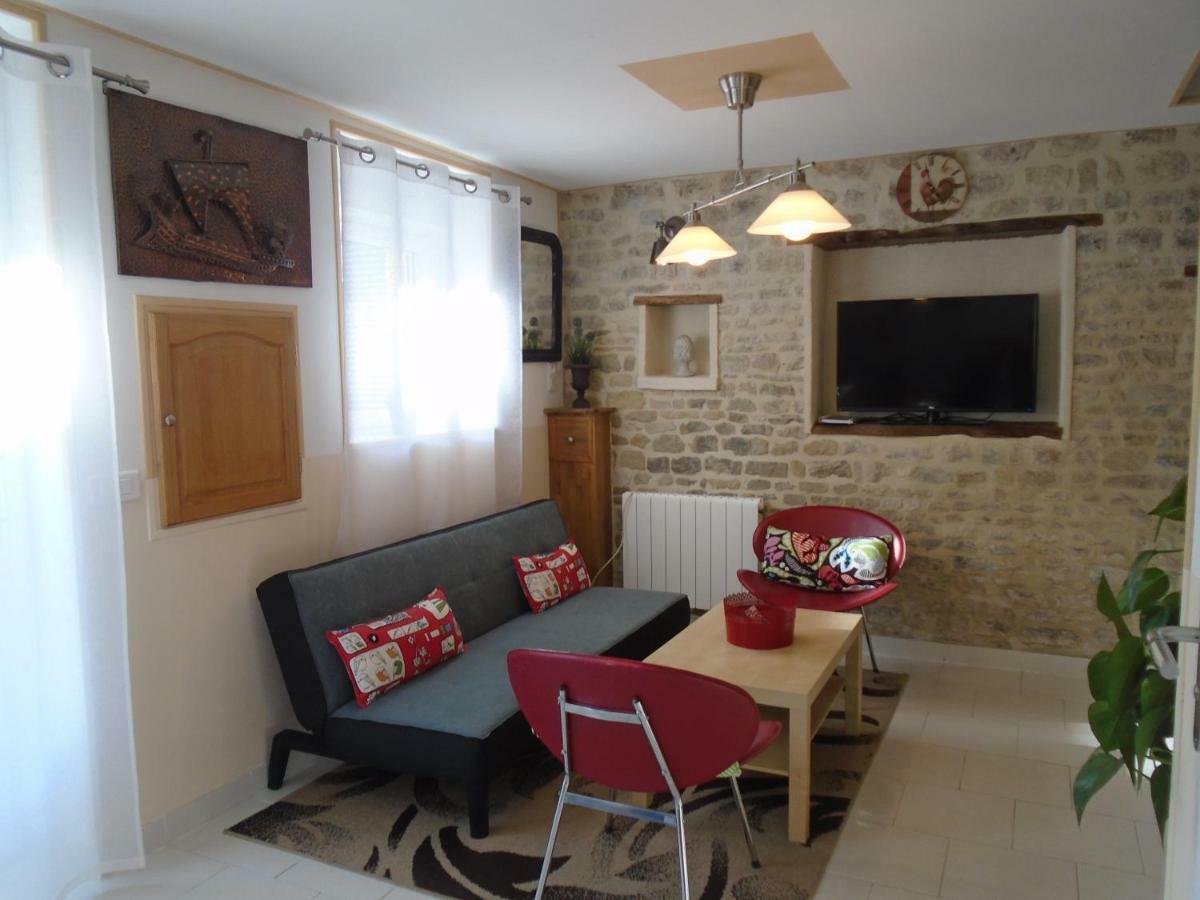La Colombe Vila Formigny Exterior foto